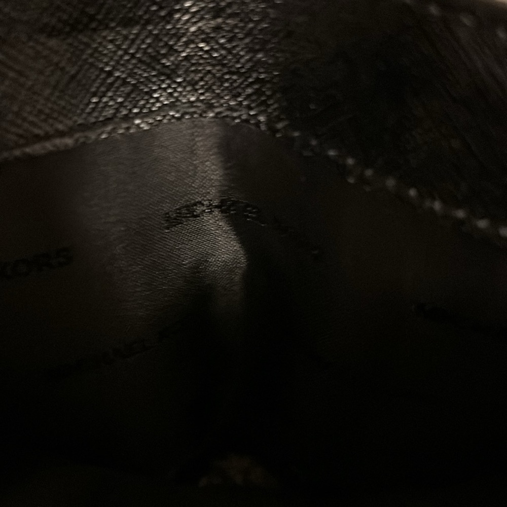 Michael Kors, shiny black, leather wallet - Picture 7 of 7